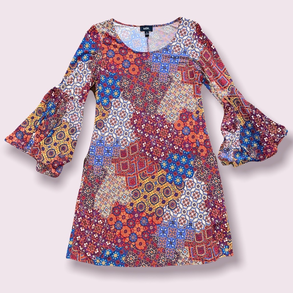 Lightweight bell sleeve patchwork dress